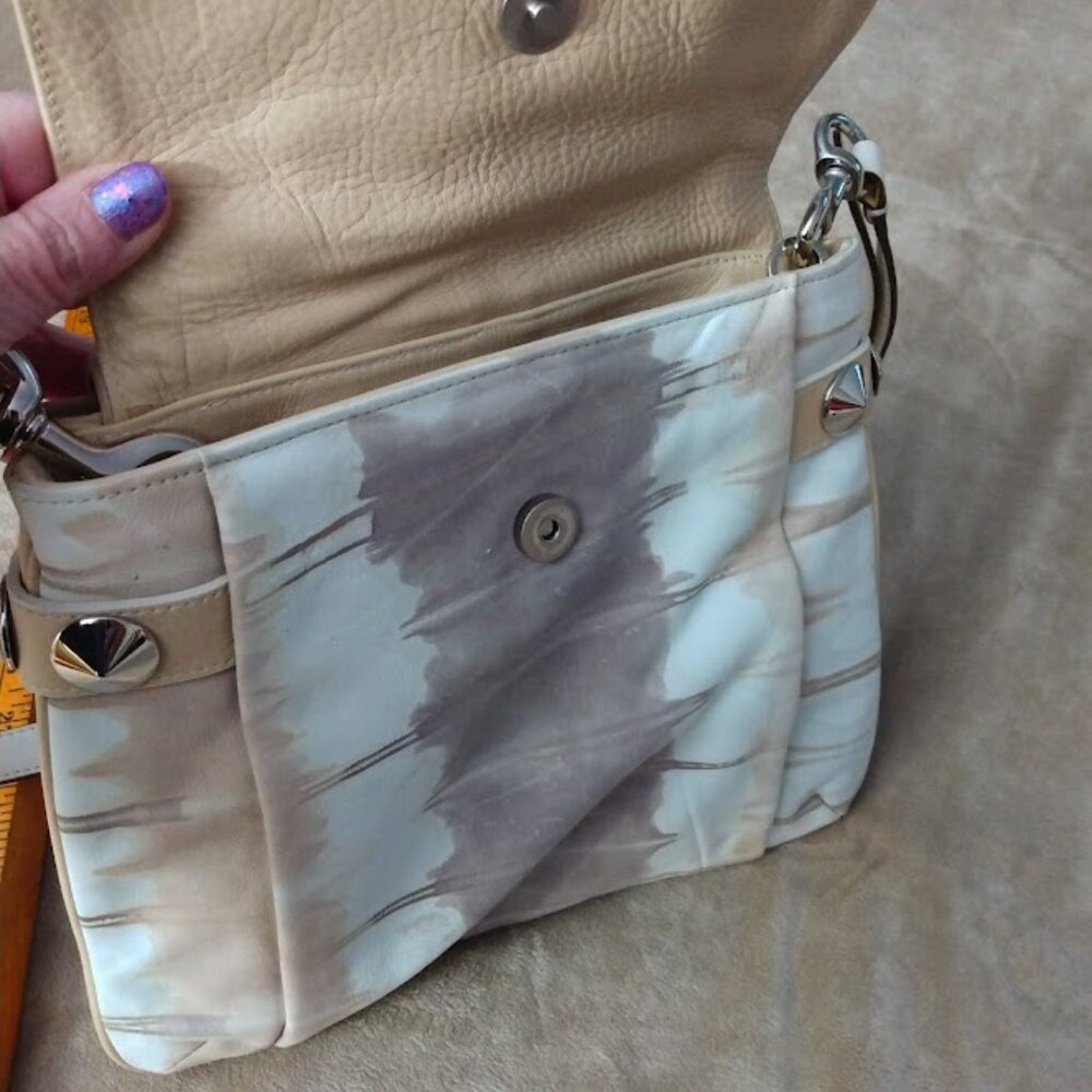 Women's Leather & Suede Shoulder Handbag Beige Cream Studded Neutral FLAWS - Picture 11 of 16